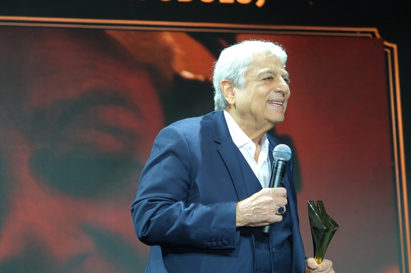 Enrico Macias ‘Uluslararası Başarı ve Onur Ödülü’ Enrico Macias’ın Oldu